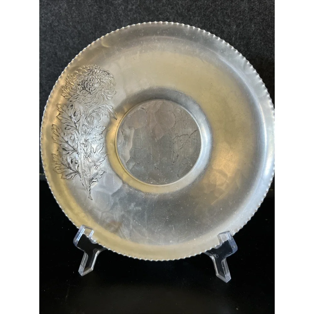 VTG Trade Continental Mark‎ #642 Hand Wrought Round Floral Plate Candle Holder